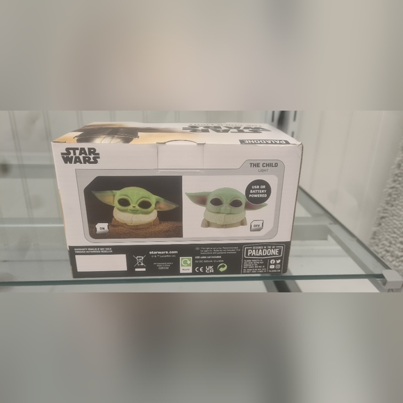 Luz LED USB de escritorio oficial de Star Wars The Mandalorian The Child Grogu - Picture 2 of 2